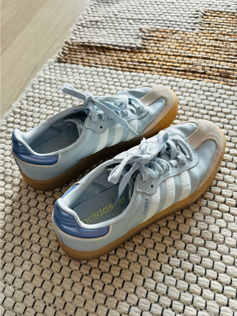 Adidas Sambae Halo Blue/off white/ blue sparkle in size 8 - Picture 1 of 7